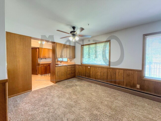 Building Photo - South Hill Red Brick Rancher