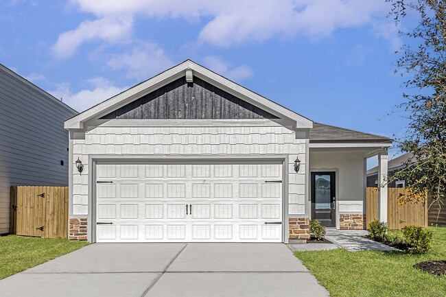 Primary Photo - 8207 Burnt Orchid Dr