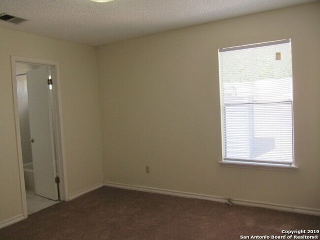 Building Photo - 9906-9908 Ardash Ln