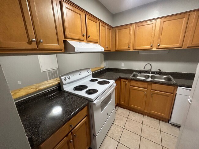 Building Photo - 3609 Juneau Rd