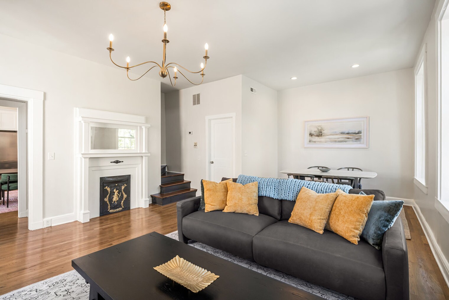 Building Photo - 1326 Broadway