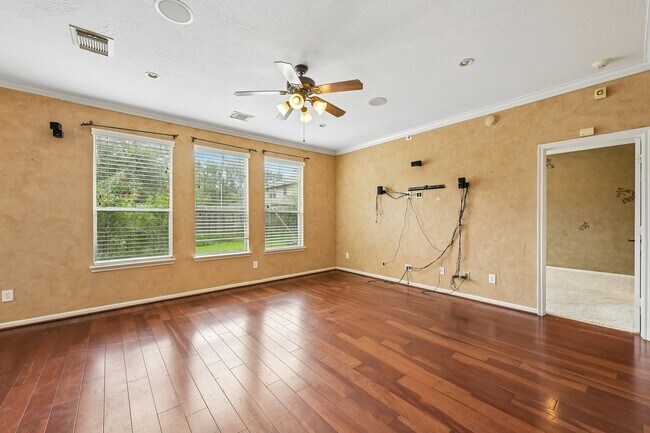 Building Photo - 11303 English Rose Trail