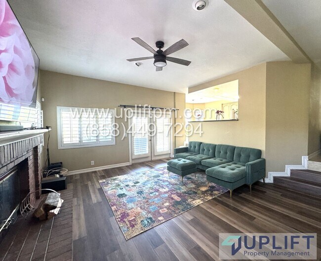 Building Photo - Gated Community Canyon Lake - Large 3 bedr...