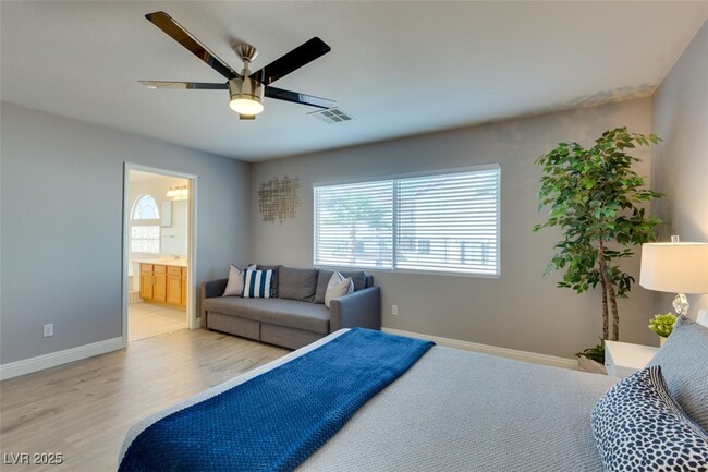 Building Photo - 7659 Ribbon Garland Ct