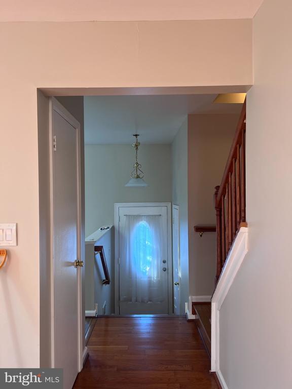 Building Photo - 7419 Courtland Cir