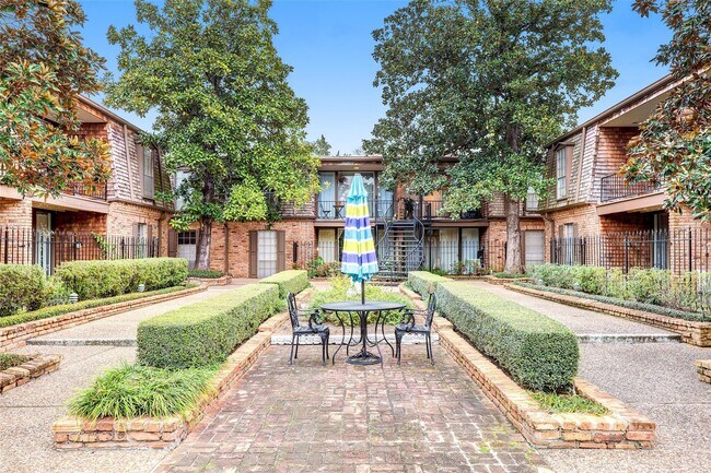 Building Photo - 5353 Institute Ln