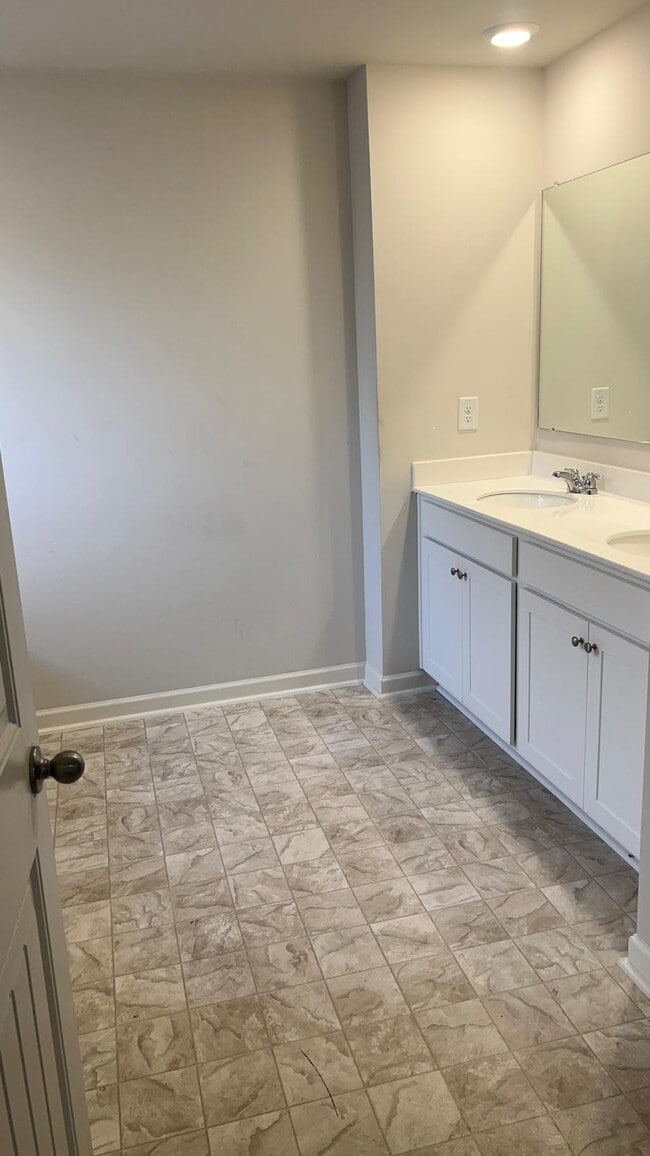 Building Photo - 5811 Gabbro Ct