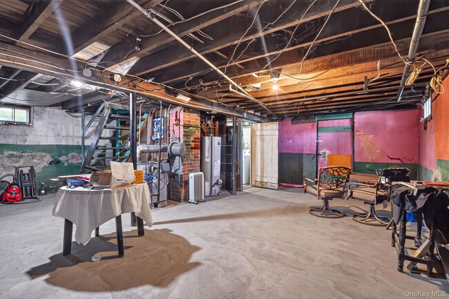 Building Photo - 40 Wheeler Ave