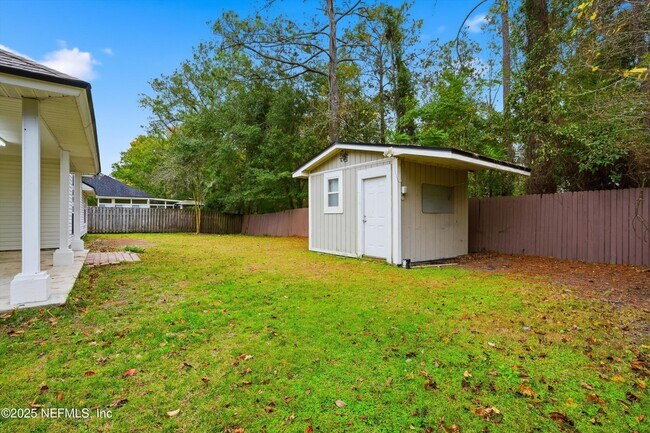 Building Photo - 2810 Sweetholly Dr