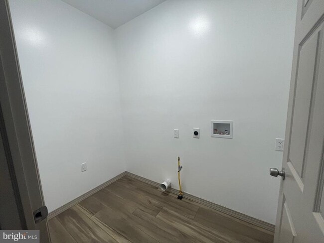 Building Photo - 20 Pennsylvania Ave