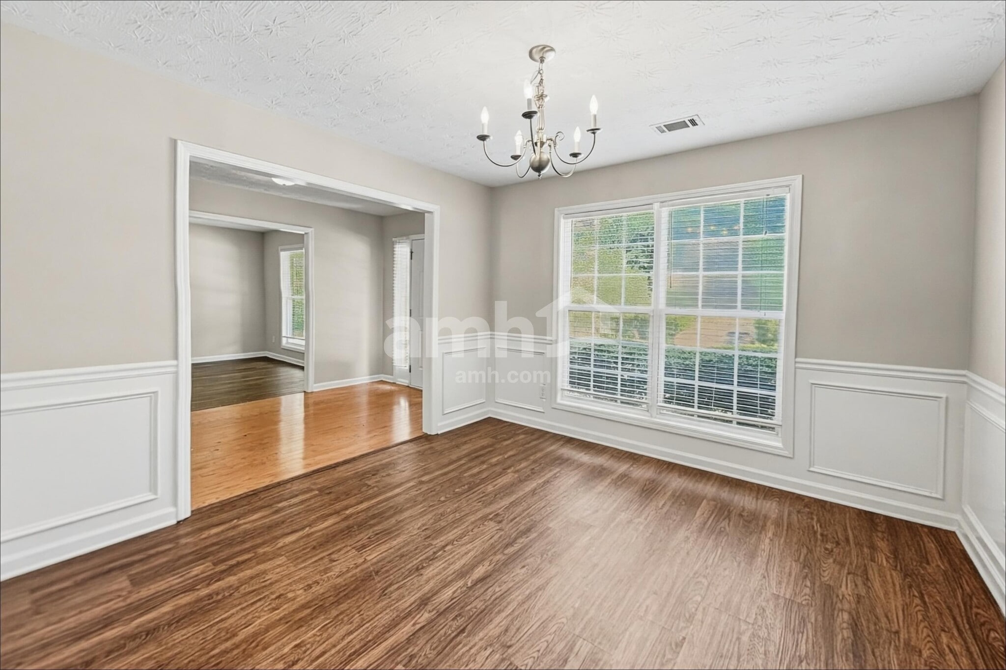 Building Photo - 1558 Great Shoals Cir