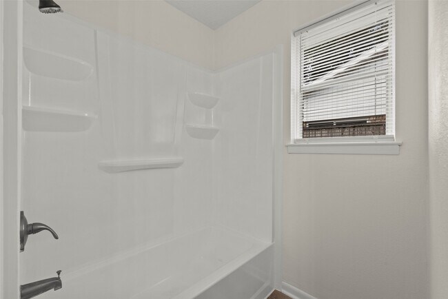 Building Photo - 3214 Flamborough Dr