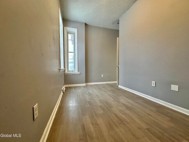 Building Photo - 1 Pawling Ave