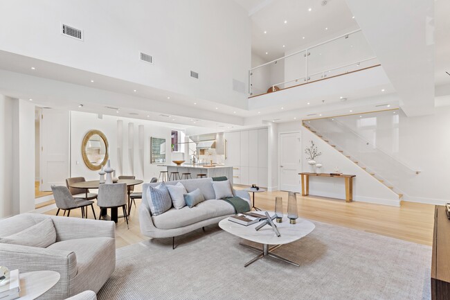 Building Photo - The Raphael 3 Bedroom Rental