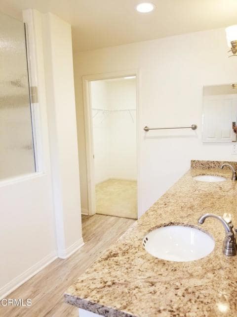 Building Photo - 992 Los Angeles Ave