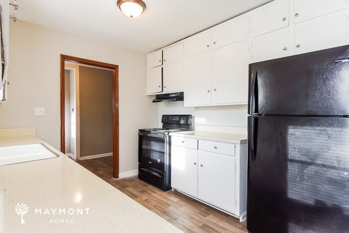 Building Photo - 211 Griffin Cir