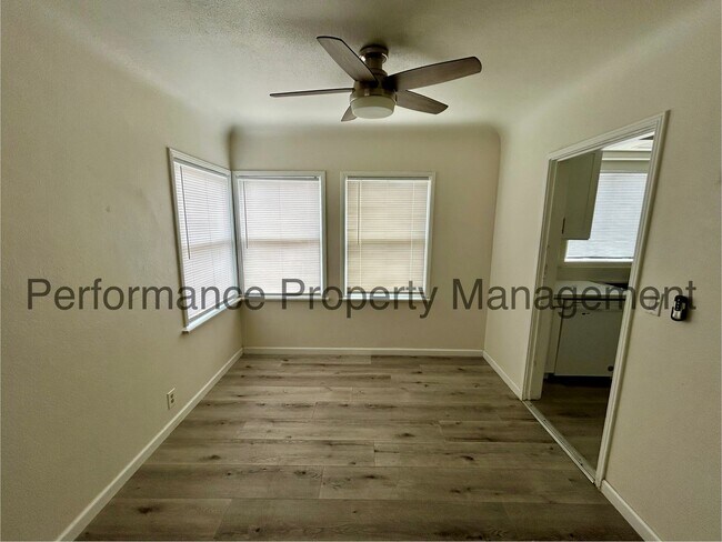 Building Photo - Charming 3 Bed/2 Bath NE Bakersfield Home w/ RBP & $0 Deposit Option