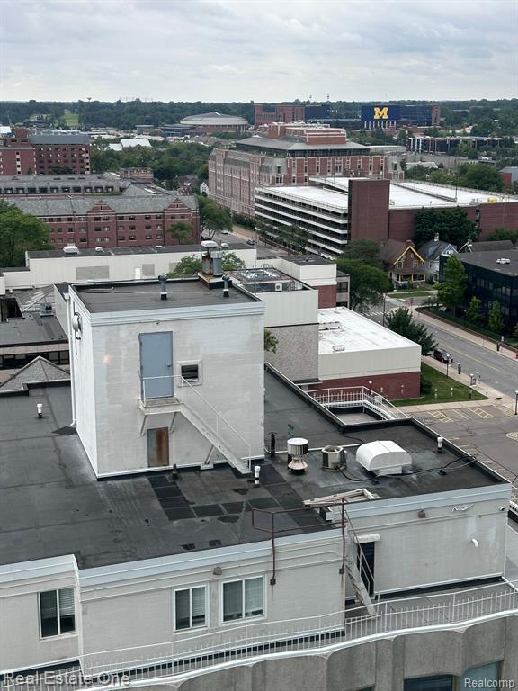 Building Photo - 555 E William St