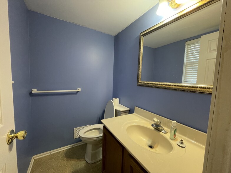 half bath on 1st floor - 371 Aldeburgh Ave