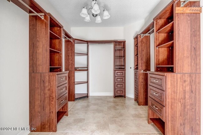 Building Photo - 96 Taylor Ridge Ave