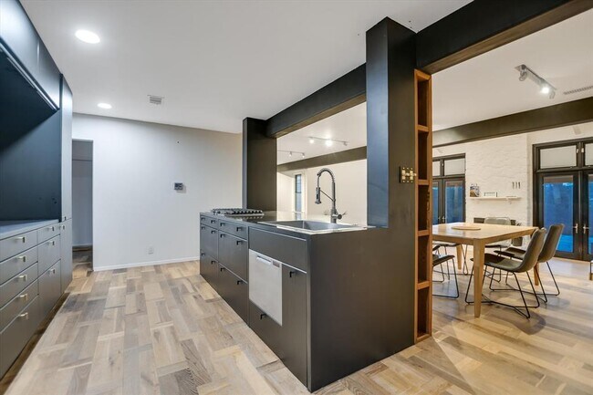 Building Photo - 3909 Ranch Creek Dr