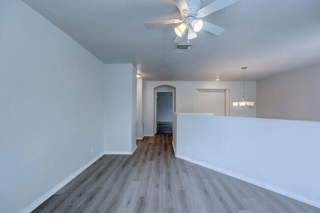 Building Photo - 16608 Shipshaw River Dr