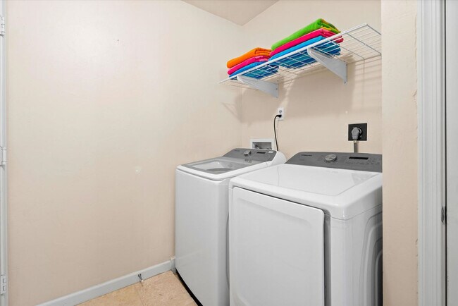 Building Photo - 14836 N Moon Valley Dr