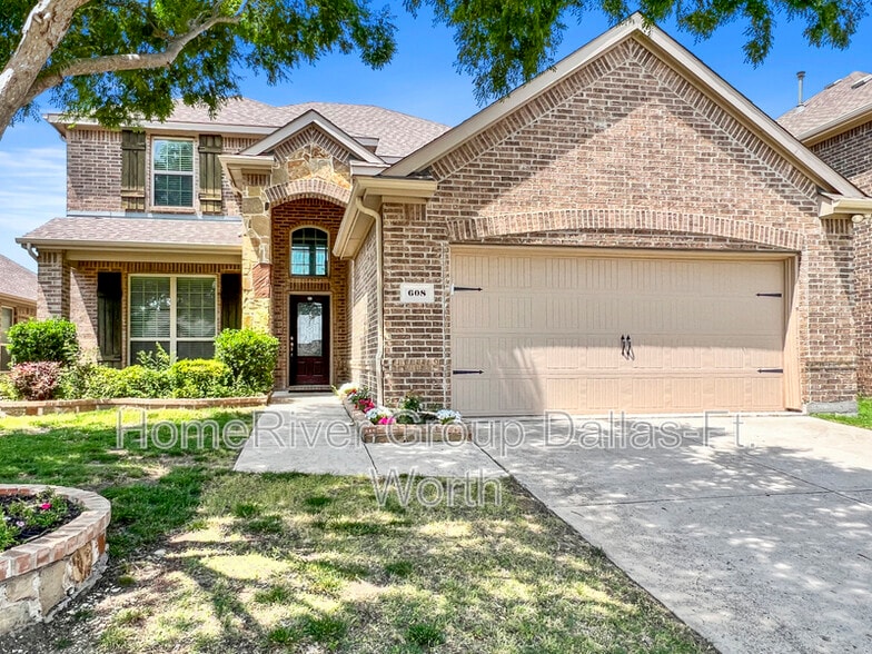 Primary Photo - 608 Cherry Spring Dr