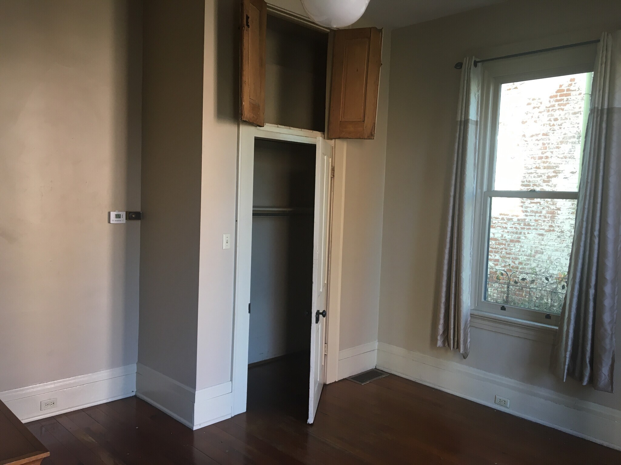 Building Photo - 213 Covington Ave