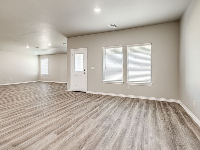 Building Photo - Brand New Construction Home + Deer Creek S...