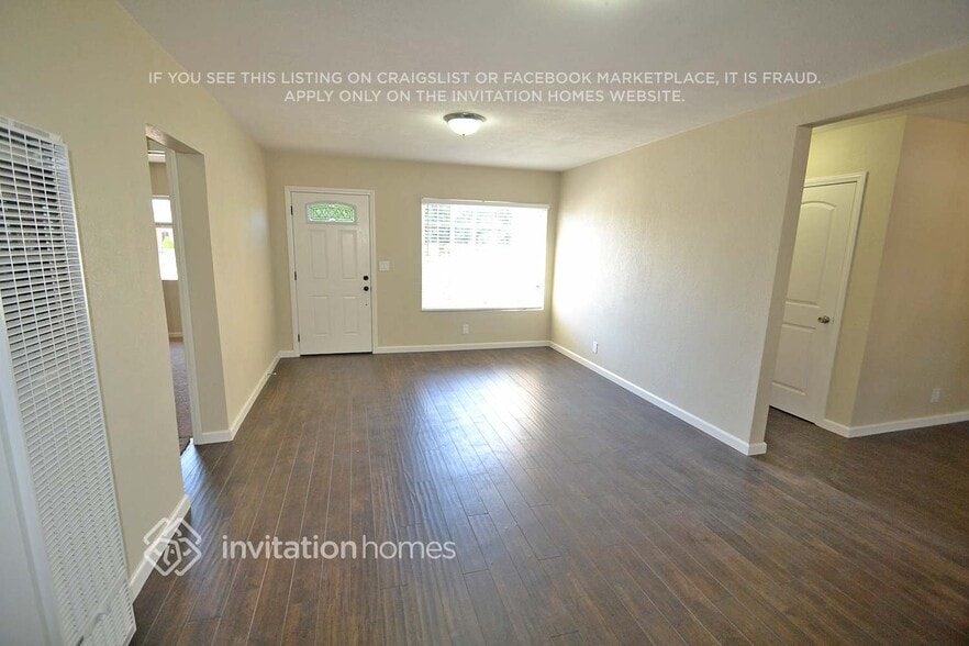 Building Photo - 13946 Terra Bella St