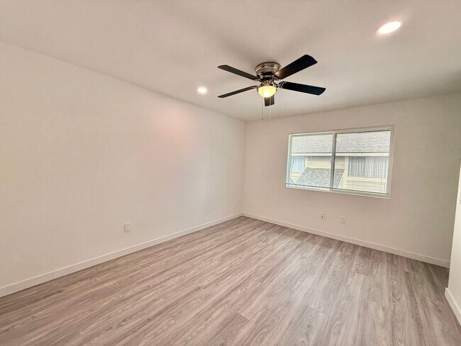 Building Photo - 7388 Tooma St