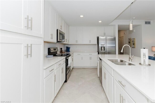 Building Photo - 5715 Double Eagle Cir