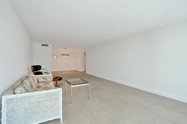 Building Photo - 1360 S Ocean Blvd