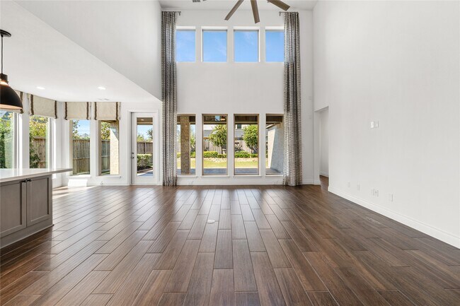 Building Photo - 28618 Casen Ranch Ln