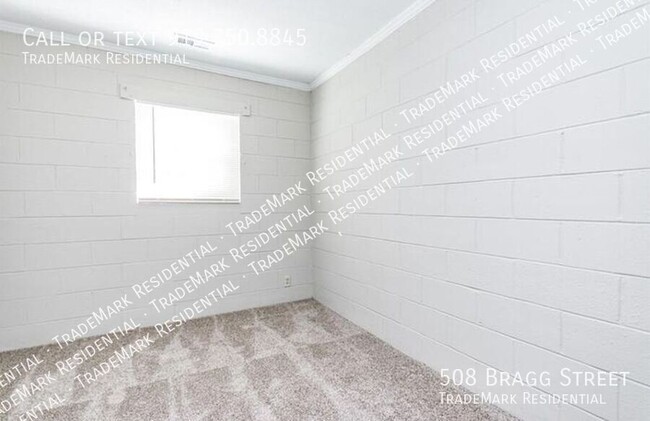 Building Photo - 508 Bragg St