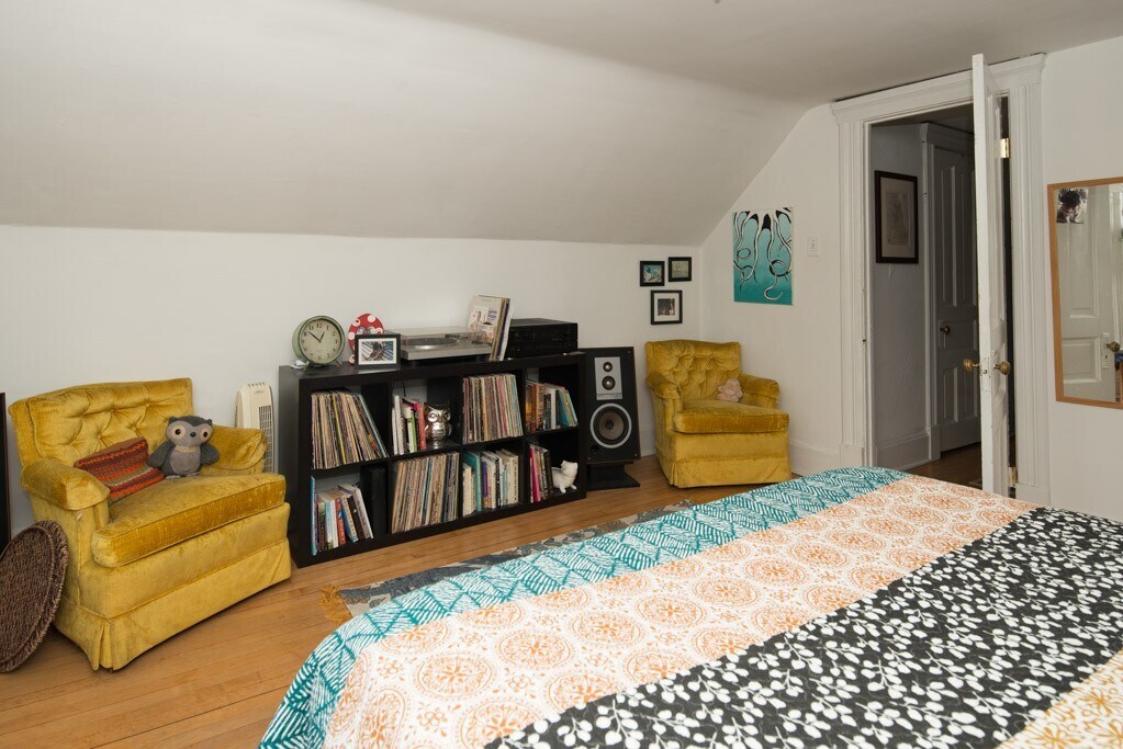 Building Photo - 2015 W Iowa St