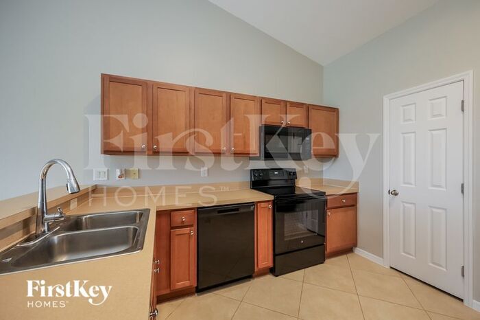 Building Photo - 2029 NW 4th St