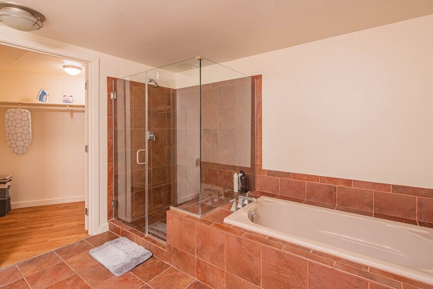 Building Photo - 101 N 1st Ave