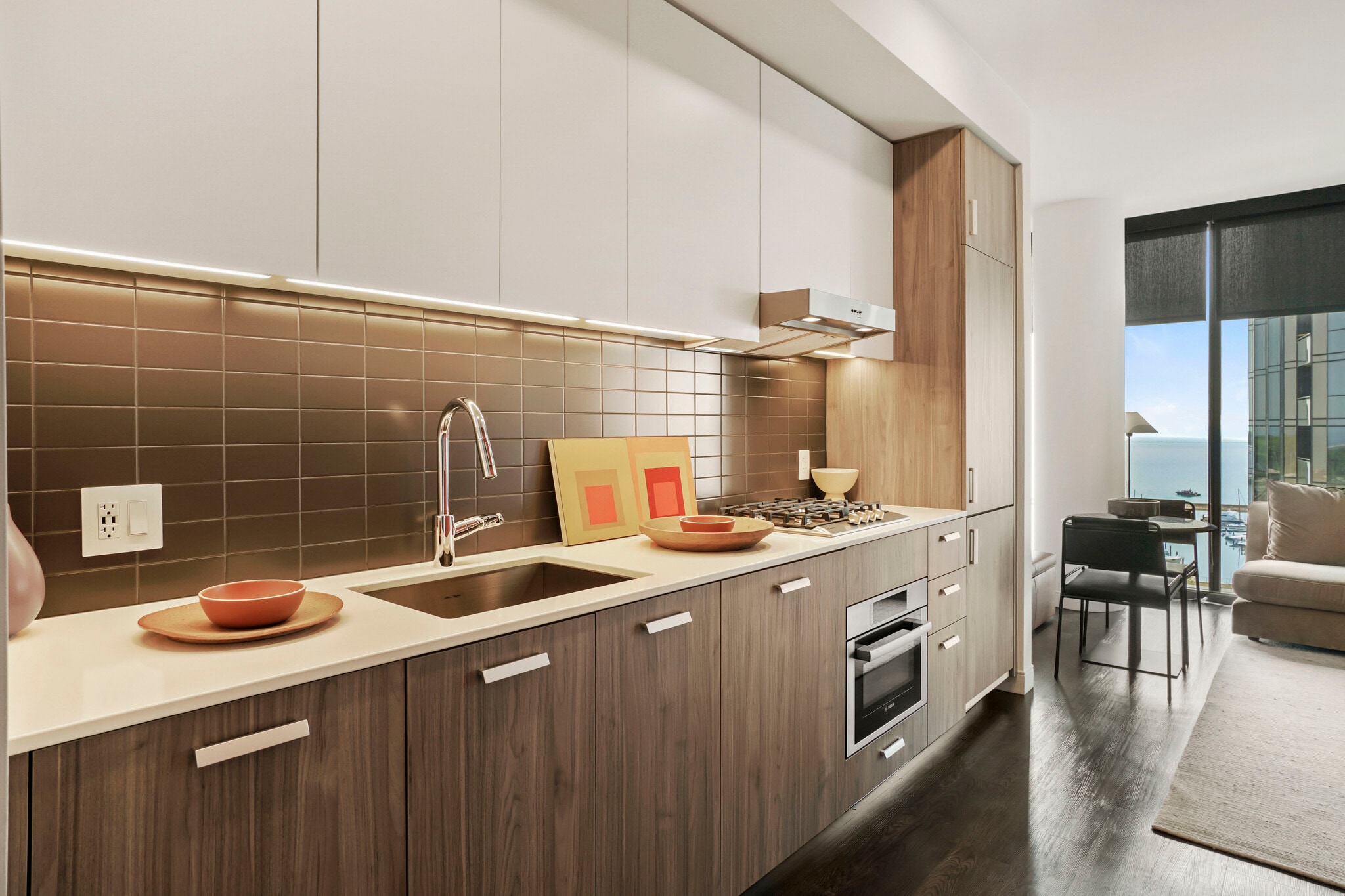 Building Photo - 461 E Waterside Dr