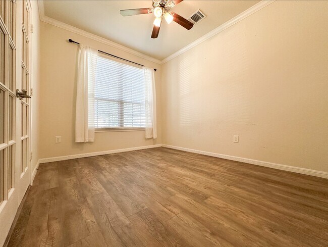 Building Photo - 5334 Silver Ledge Dr