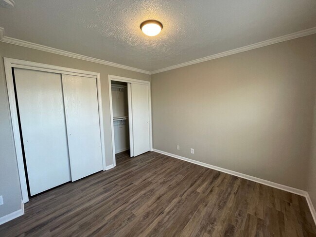 Building Photo - 1104 Mazatlan Cir