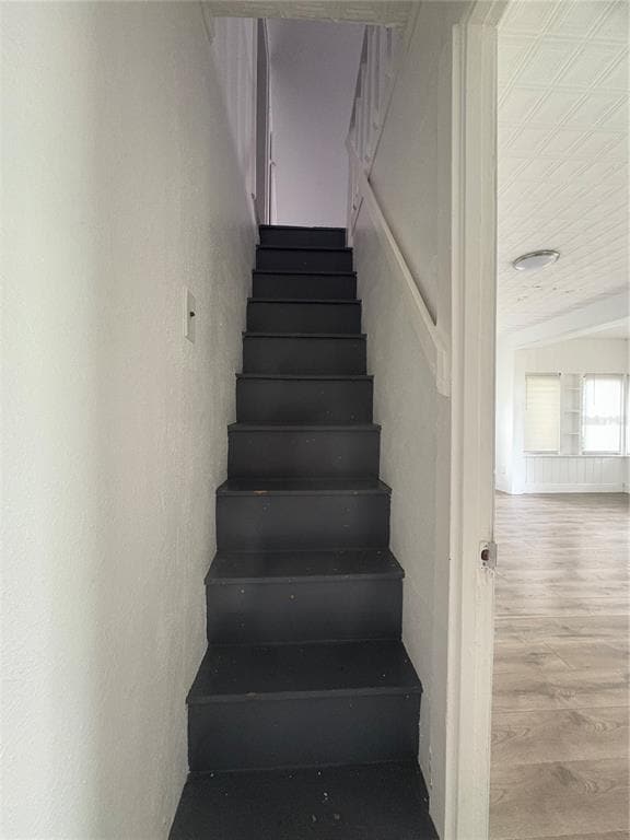 Building Photo - 121 Kensington Rd