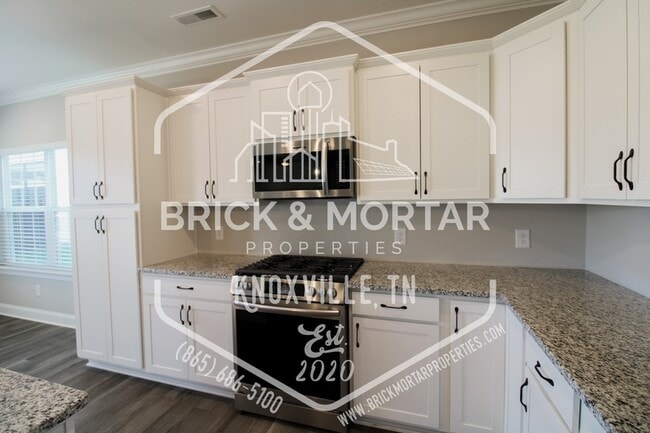 Building Photo - 1669 Spring Berry Ln