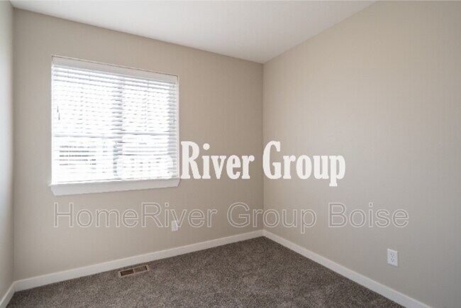Building Photo - 1525 Valencia St