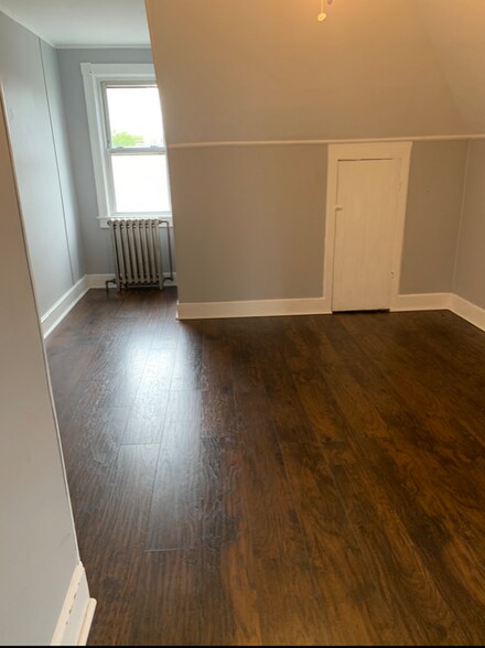 Building Photo - 203 S 15th St