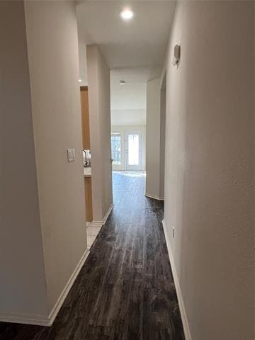 Building Photo - 7960 Glenway Dr
