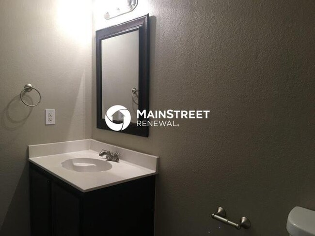 Building Photo - 3563 Saguaro Dr