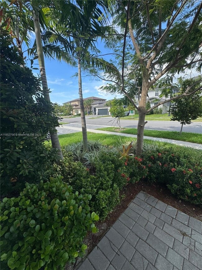 Building Photo - 4398 SW 173rd Ave