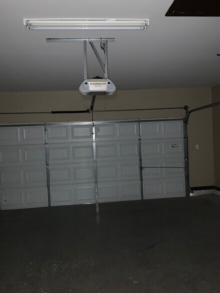 Building Photo - 3107 Conde Dr